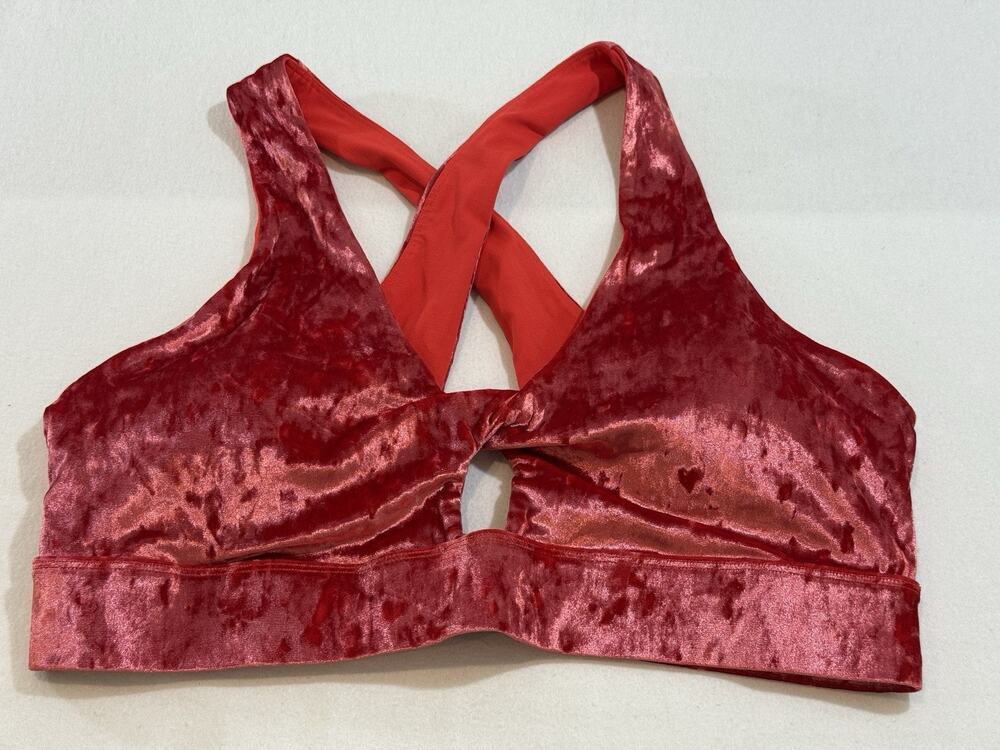 NWT Fabletics Oasis Crushed Velour Twist Sports Bra Strawberry Red Size XXL